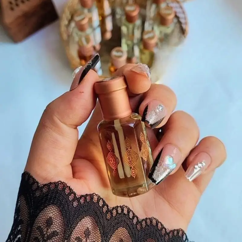 زيت عطري - عود مود